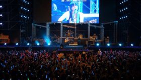 救墾丁觀光　縣府協助春浪回歸音樂季屏東縣政府發言人黃建嘉21日表示，「春浪」仍然看好墾丁市場，希望回歸墾丁音樂季，縣政府將協助「春浪」回歸，場地不會在以往的恆春機場，目前還在協調場地。圖為2014年「春浪」在墾丁音樂季。（資料照片）中央社記者郭芷瑄攝　106年12月21日