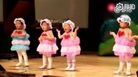 萌娃邊哭邊跳，舞步卻記得超清楚，網看了笑歪。（圖／翻攝微博）
