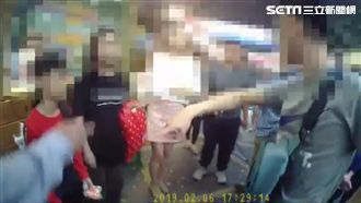 旗山老街現偷拍狼　被逮母還辯兒很乖