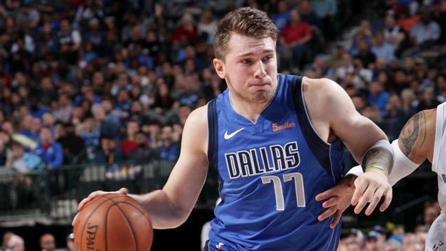 NBA／東契奇生涯第3次『大三元』
