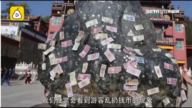 中國推環保成悲劇？民眾到處灑錢祈福