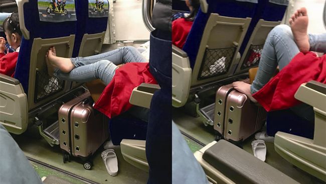 細肩帶女火車上脫鞋翹腳　挨罵：好噁
