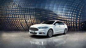 ▲Ford Mondeo有現金優惠價。（圖／Ford提供）
