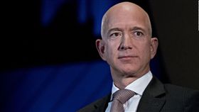 亞馬遜公司執行長貝佐斯（Jeff Bezos）。（圖／翻攝自@cnnbrk
推特）