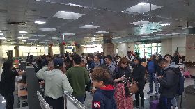 澎湖機場湧現人潮