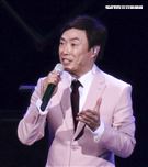 費玉清2019告別演唱會台北場，現場座無虛席暖心開唱。（記者林士傑/攝影）