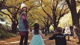 昆凌,小周周／翻攝自昆凌IG