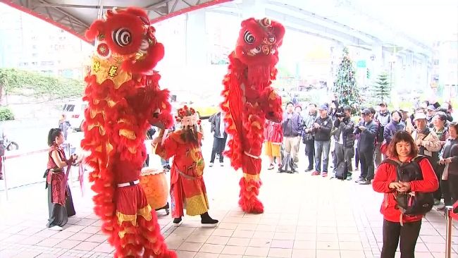 初五這時納氣大吉　可得雞犬升天大運