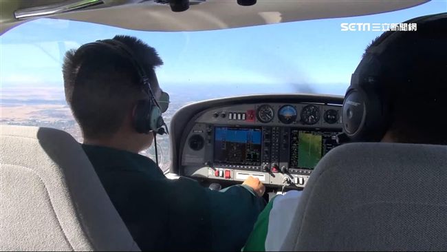 傳工會內鬧分歧！79機師拿回檢定證