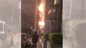 台北,天母,天燈,住宅區,火警。翻攝自臉書台北之北投幫社團