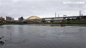 麥帥二橋,氣墊床,想不開,快艇,警消,