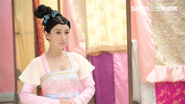 《步步》若蘭性格大變！捲宮鬥成傻女