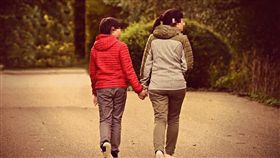 家人,母子,親人,媽媽,男孩,少年，親情（圖／翻攝自pixabay）