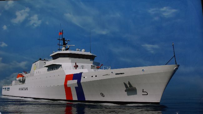 4千噸級海巡艦明下水　小英擲瓶命名