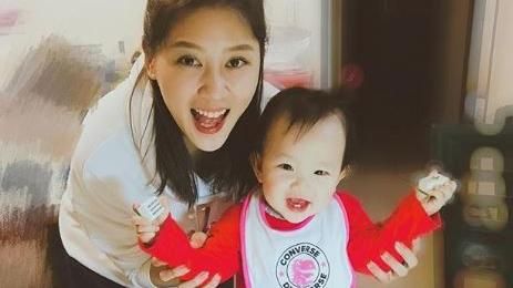 愛女抓周有 「這個」！嚴立婷崩潰了