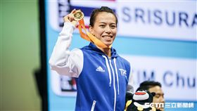 世大運女子舉重58公斤級郭婞淳奪下金牌，破大會紀錄 記者林敬旻攝影