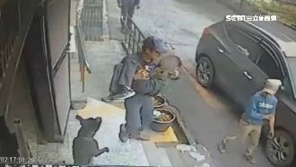 童遭狗攻擊滿臉是血　警開道護送就醫