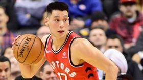 ▲林書豪轉戰暴龍首戰，拿下8分5籃板5助攻，暴龍逆轉勝巫師取得6連勝。（圖／翻攝自推特）