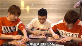 黃氏兄弟,刮刮樂,中獎,獎金,2千元刮刮樂,網紅
https://www.youtube.com/watch?v=Np6K1QZ7QPE