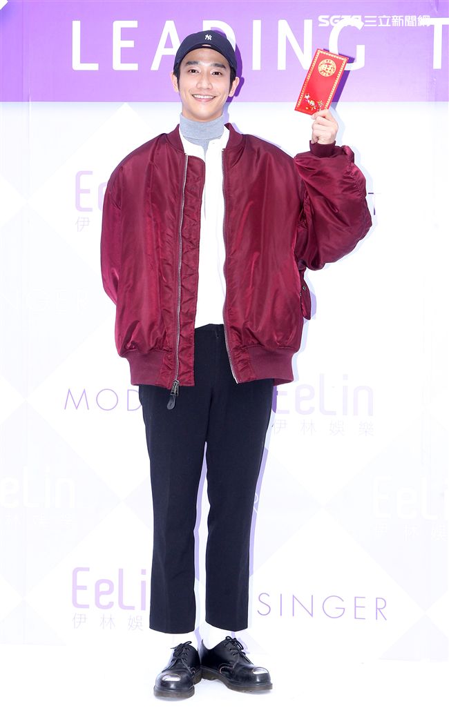 伊林模特兒劉以豪2019豬年行大運開工好采頭。（記者邱榮吉/攝影）