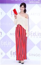 伊林模特兒陳敬宜2019豬年行大運開工好采頭。（記者邱榮吉/攝影）