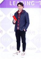 伊林模特兒溫昇豪2019豬年行大運開工好采頭。（記者邱榮吉/攝影）