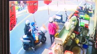 義賣燈籠被回收！業者追賊劇情超展開