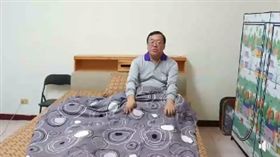 高雄市環保局長袁中新夜宿,臉書