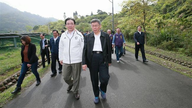 兩岸論述向國民黨靠攏？柯文哲回應了