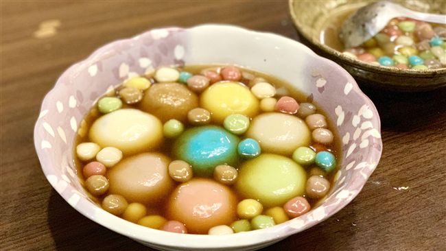好吃到哭！夢幻七彩湯圓　結合古早味