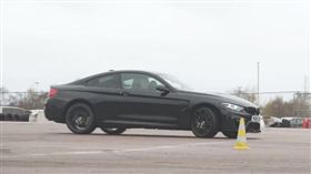 ▲最強甩尾阿嬤（圖／翻攝網路）