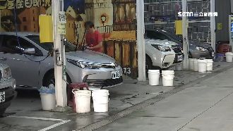 自助洗車有眉角！水柱海綿用錯恐刮車