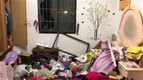 阿嬤,弟弟女友,砸家,洗衣粉,肥皂水(圖/翻攝自爆料公社)