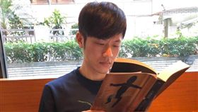 焦糖哥哥,出版社,陳嘉行(圖/翻攝自臉書)