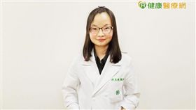 陳奐樺醫師提醒，由於多囊性卵巢症候群不易察覺，因此若經期3個月未正常報到時，應盡早至婦科檢查。