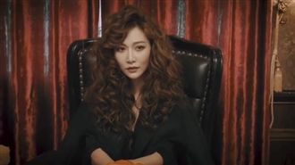 曾莞婷＝指標！榮登美妝領袖NO.1