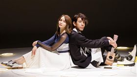 慢慢說MV《失眠電影院》側拍照。（圖／雅慕斯娛樂提供）