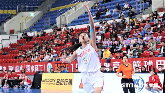 HBL／20分落後　南山女籃逆轉勝