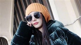 楊冪在工作室微博祝大家元宵節快樂。（圖／翻攝自楊冪工作室微博）