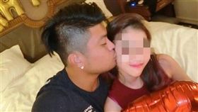 台北,文化大學,女大生,公車車禍,輾斃,謝正鵬,張桓綿（圖／翻攝自謝政鵬臉書）