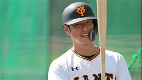 ▲老將中島宏之新球季將競爭先發一壘手。（圖／翻攝自推特）