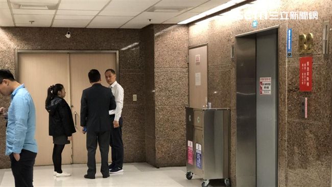謝政鵬女友遭輾斃！父趕往醫院理後事