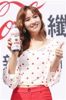 吳姍儒擔任可口可樂新產品試飲活動大使。（記者林士傑/攝影）