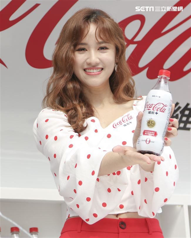 吳姍儒擔任可口可樂新產品試飲活動大使。（記者林士傑/攝影）
