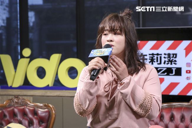 許莉潔安安大明星。（記者林士傑/攝影）