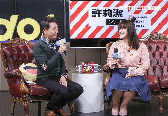 許莉潔安安大明星。（記者林士傑/攝影）