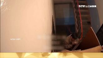 「品鞋怪客」出沒　忘情狂吸住戶傻眼