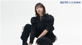 實力女唱將金池，蟄伏沉澱三年後推出最新國語專輯｢我 和我…」。（圖／灃瀚互娛文化傳媒有限公司）