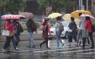 還要冷3天！下週228連假天氣多變