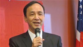 朱立倫出席矽谷僑界餐宴參選2020年總統大選的前新北巿長朱立倫18日出席矽谷僑界餐宴時表示，不論誰獲得全體黨員和民眾的支持，就是國民黨最好的候選人，會全力支持。中央社記者張可衣舊金山攝　108年2月19日